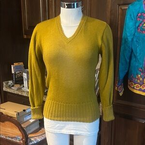 Vintage Yearite Mustard Military Style V-Neck Sweater Sz S